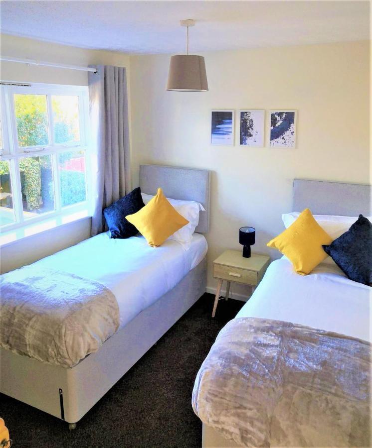 Emerald House - Spacious 3 Bed House With Ensuite Parking Gardens And Netflix Leamington Spa Exterior foto